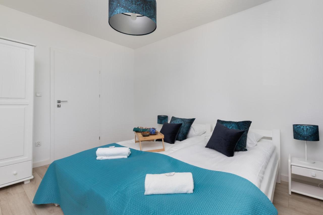 Gdanska Two-Bedroom Apartment Brzezno Beach By Noclegi Renters Екстер'єр фото