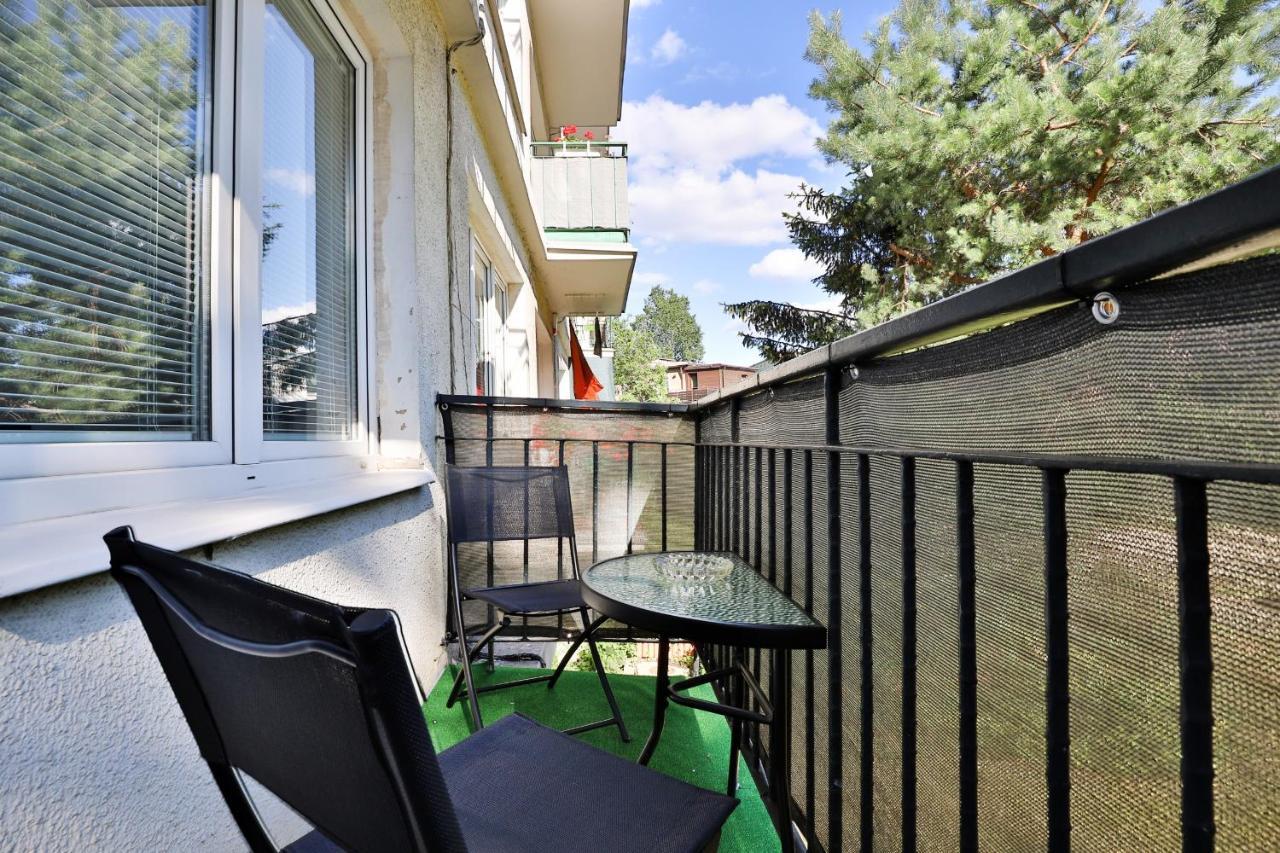Gdanska Two-Bedroom Apartment Brzezno Beach By Noclegi Renters Екстер'єр фото