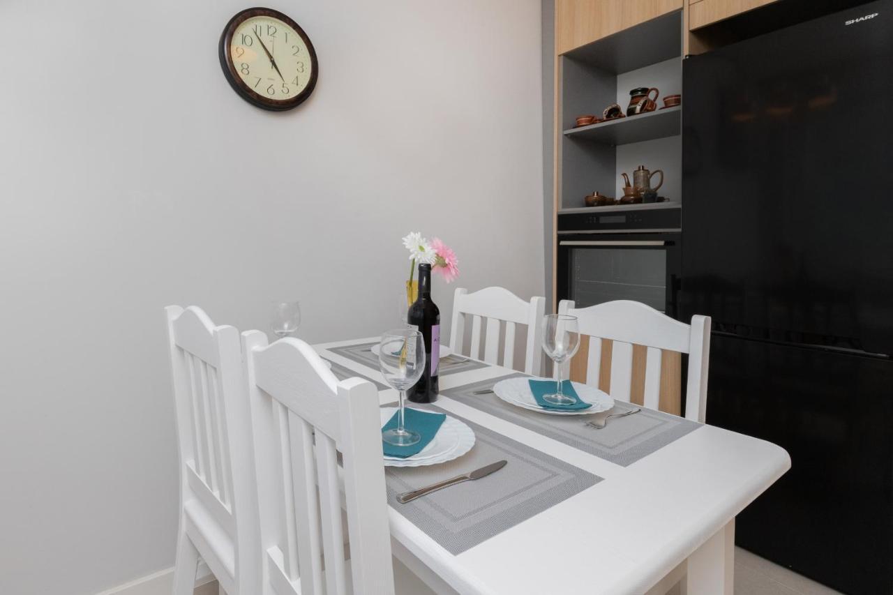 Gdanska Two-Bedroom Apartment Brzezno Beach By Noclegi Renters Екстер'єр фото